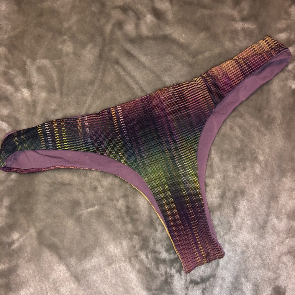 Brand NEW San Lorenzo reversible bikinis bottoms